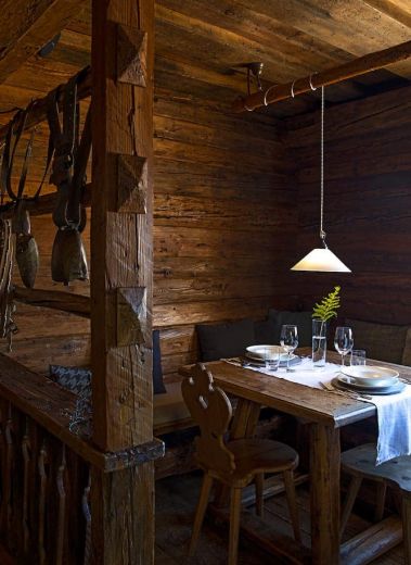 Alpine restaurant Interiors Borgo Eibn Mountain Lodge | The Aficionados