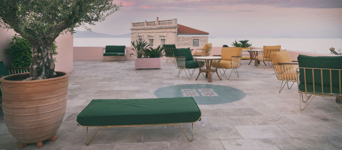 Rooftop Restaurant, Lounge and Bar overlooking the Aegean at the Hotel Aristide in Hermoupolis (Ermoupoli) | Luxury Design Hotel Syros, Greece | The Aficionados
