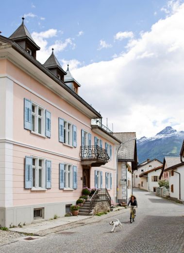 Dinky Luxe: Small Design Hotel - Villa Flor Engadin Switzerland 