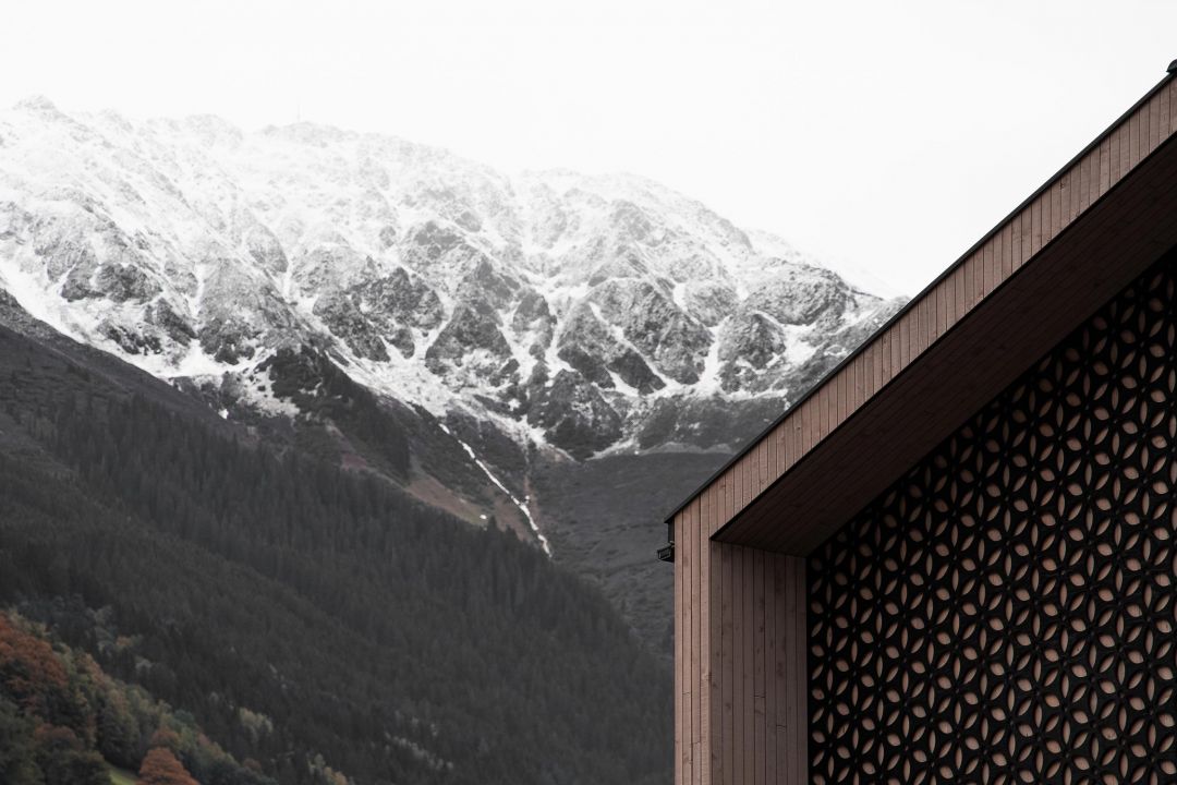 Amrai Suites Montafon | Architectural Feature against the Mountains | Design by Alpstein | New Design Hotel in Schruns, Montafon, Vorarlberg Austria | The Aficionados 