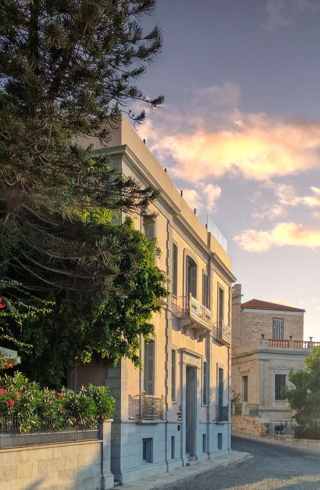 Hotel Aristide in Hermoupolis (Ermoupoli) | Luxury Design Hotel Syros, Greece | The Aficionados