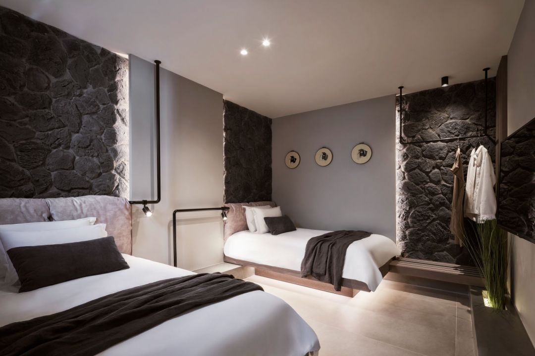 Bedroom Suites Santorini | Apikia Suites Pyrgos Santorini | Design Hotel Greece | The Aficionados 