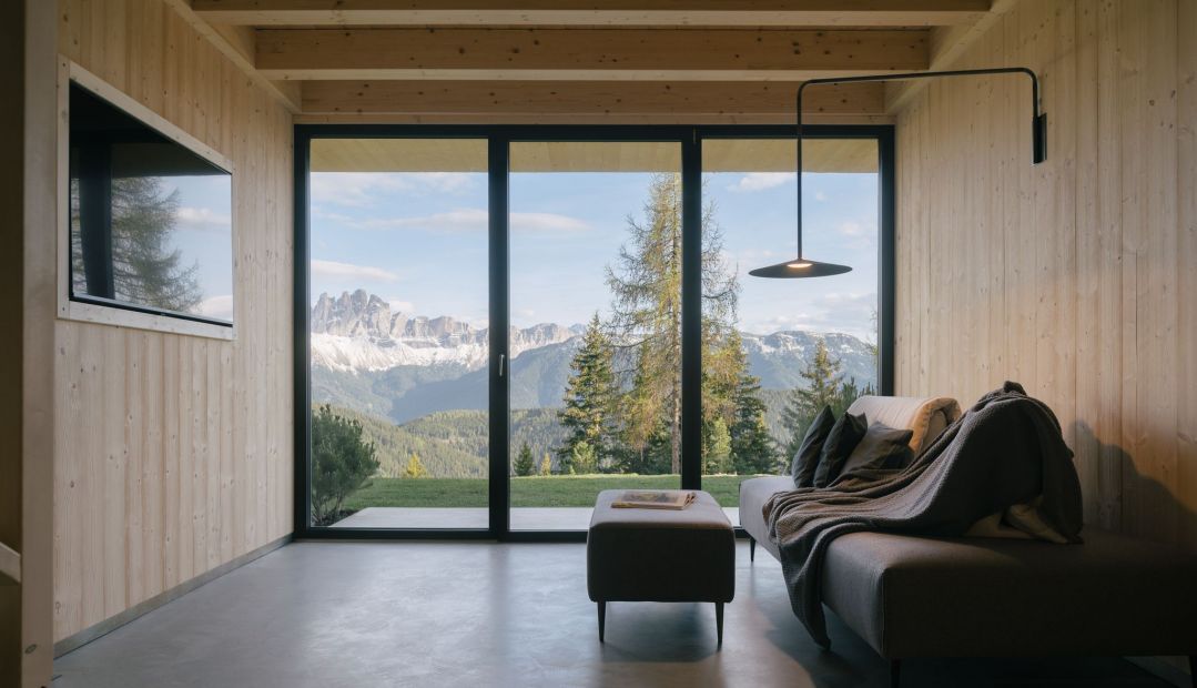 Mountain View Bedroom Suites | Anders Mountain Suites | Design Hotel | Brixen, Bressanone South Tyrol Italy by architect Martin Grubner | The Aficionados